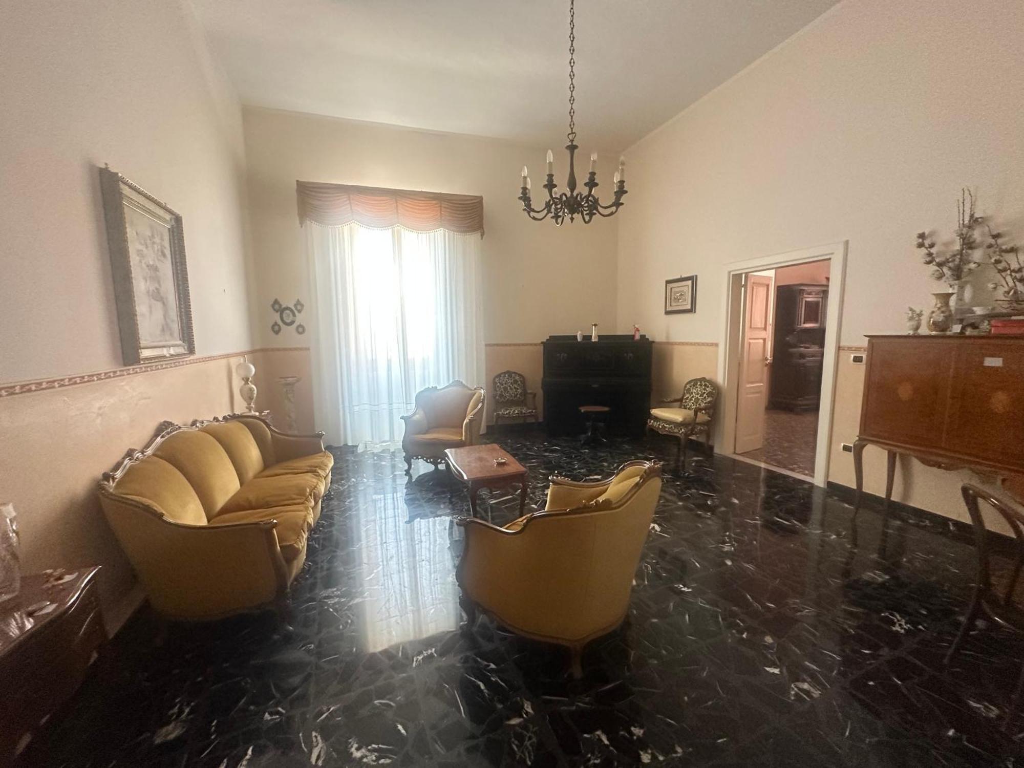 Da Zia Sisina - Dimora Storica Apartment Barile Bagian luar foto